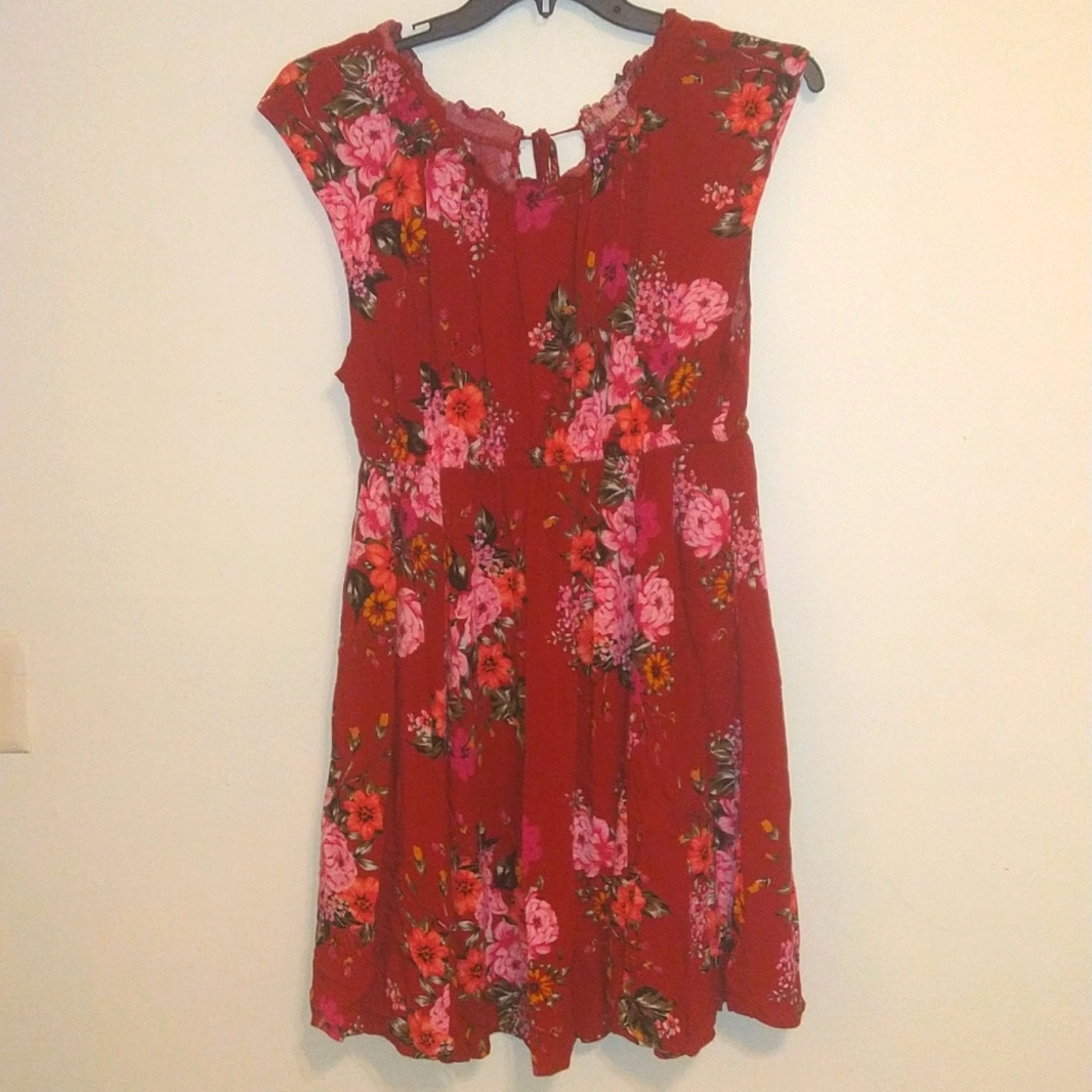 Torrid Red Floral Sleeveless Dress 1X / 1